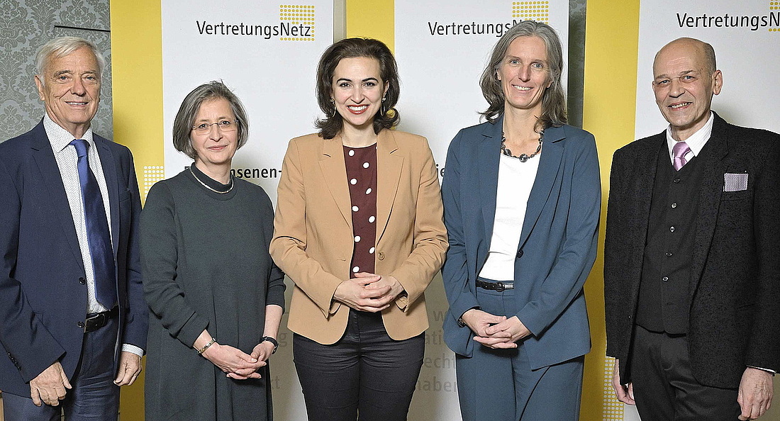 Foto:Gerhard Hopf, Ulrike Aufhauser, Alma Zadic, Gerlinde Heim, Peter Schlaffer 